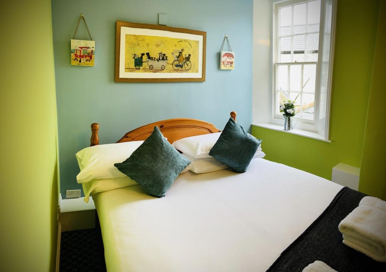 Fleur De Lis Otel Sandwich Dış mekan fotoğraf