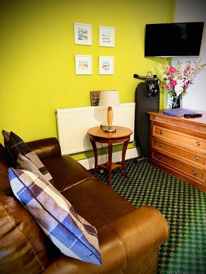 Fleur De Lis Otel Sandwich Dış mekan fotoğraf