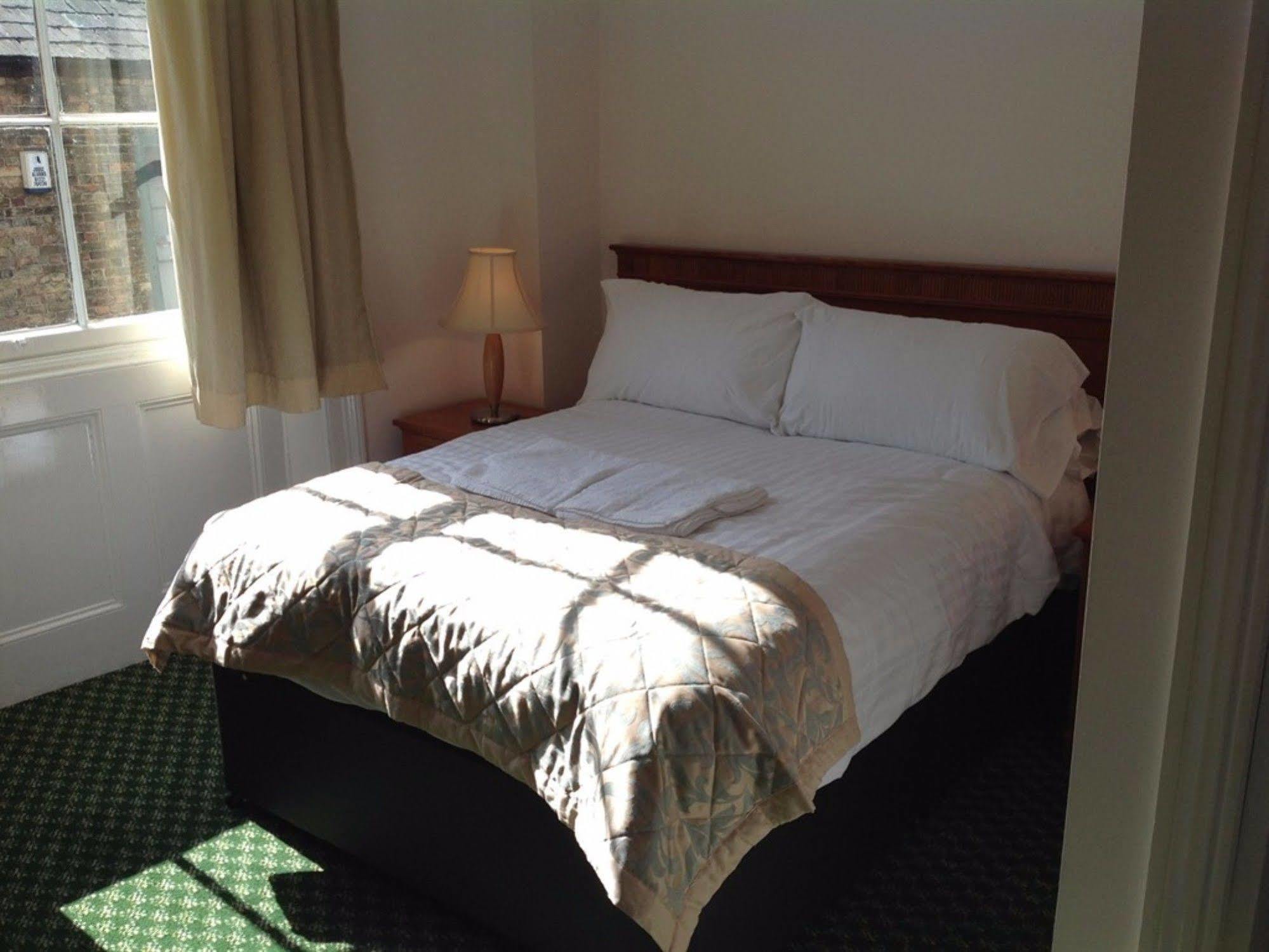 Fleur De Lis Otel Sandwich Dış mekan fotoğraf